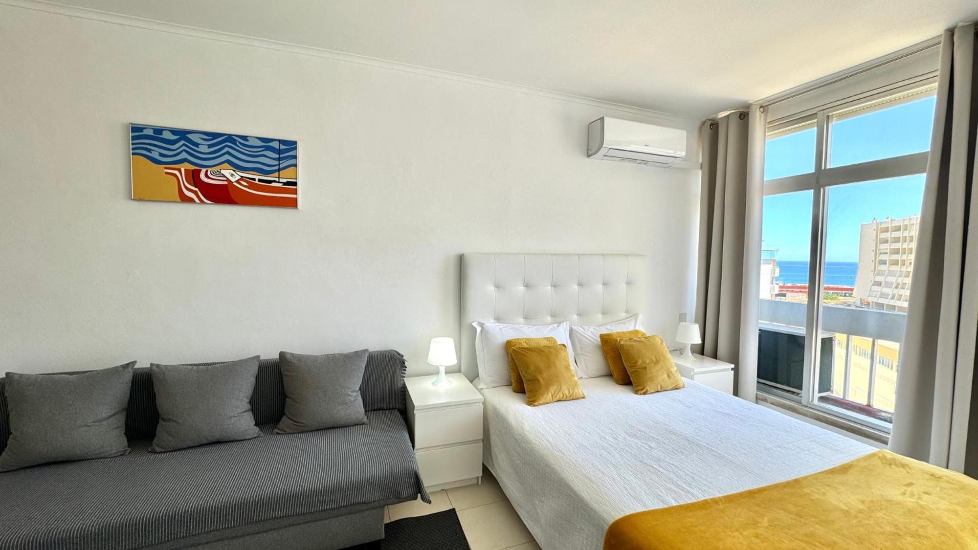 Da Rocha, 808 Tarik, Lovely Studio, Sea View, Air Conditioning, Free Wi-fi, By Ig Portimao