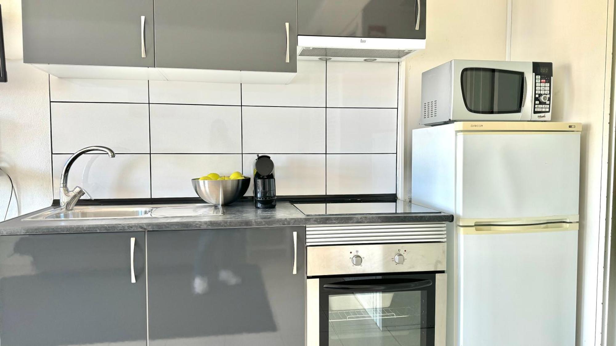 Apartment Da Rocha, 808 Tarik, Lovely Studio, Sea View, Air Conditioning, Free Wi-fi, By Ig *